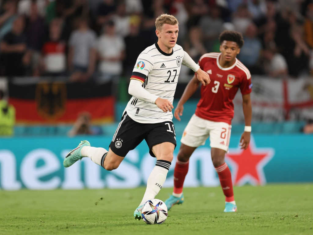 少数同时在 少数同时在